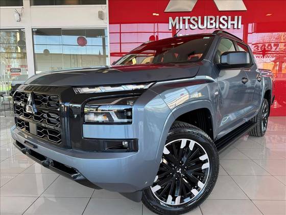 MITSUBISHI TRITON 2.4 BITURBO DIESEL CD TARMAC 4X2 AUTOMÁTICO MITSUBISHI TRITON 2.4 BITURBO DIESEL CD TARMAC 4X2 AUTOMÁTICO